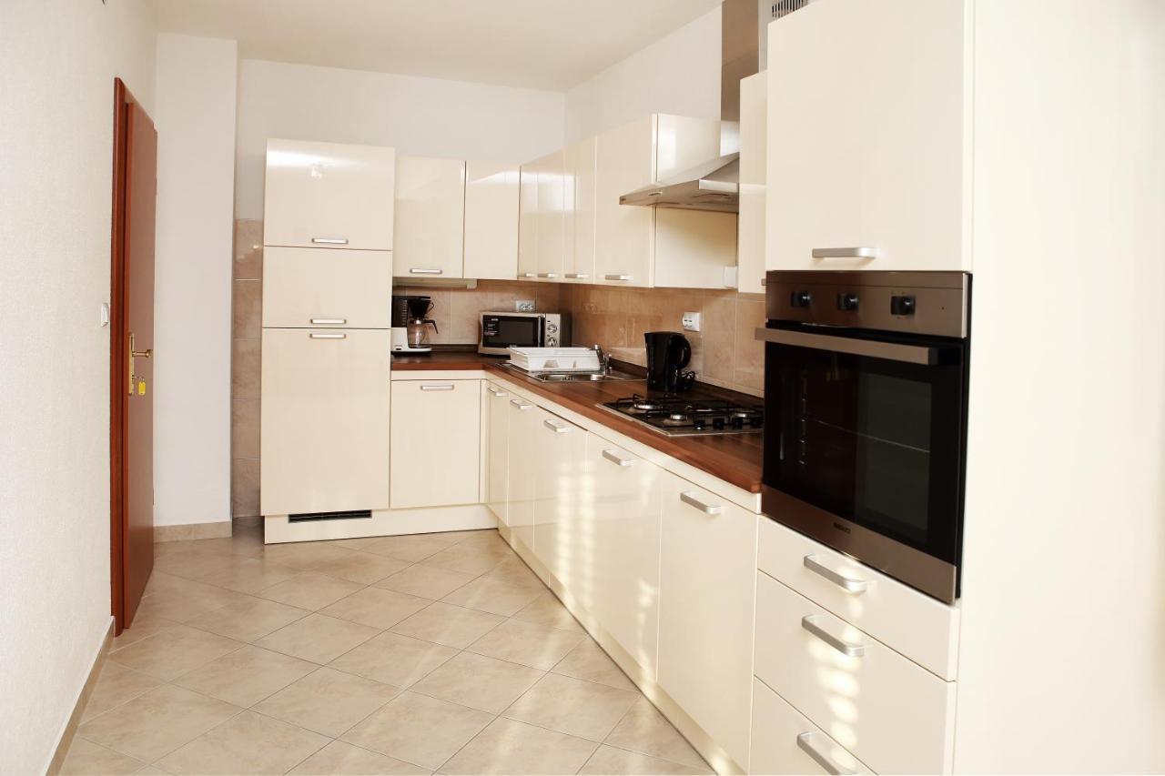 Apartment Matea Trogir Ngoại thất bức ảnh